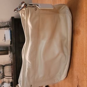 EUC Coach Leather Shoulder Bag 👜👜